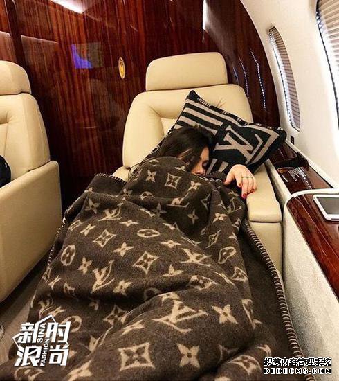 Louis Vuitton����ɫ